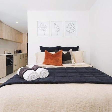 1 Bed Central City Deluxe W/Carpark Christchurch Dış mekan fotoğraf